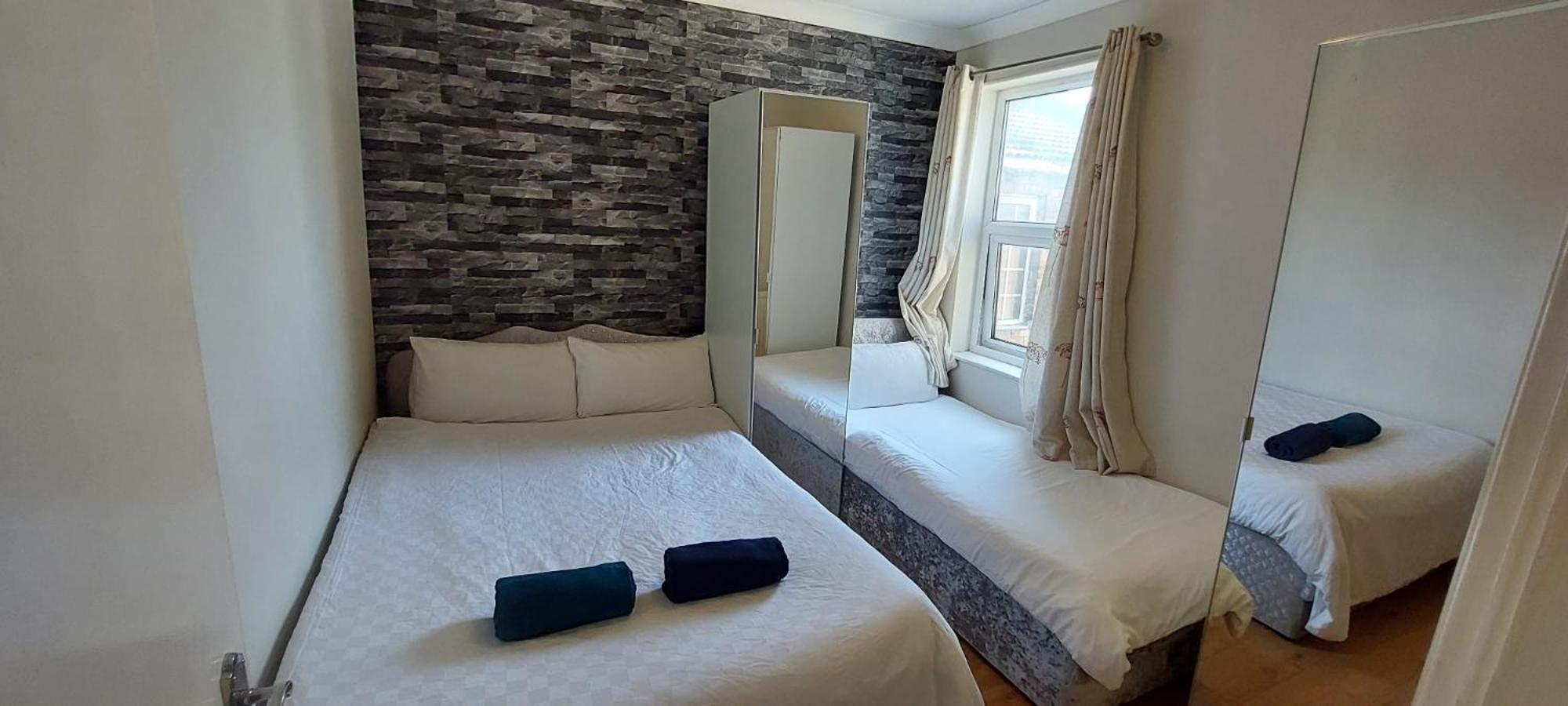 Two Bedroom Flat St Andrews Road Londres Exterior foto