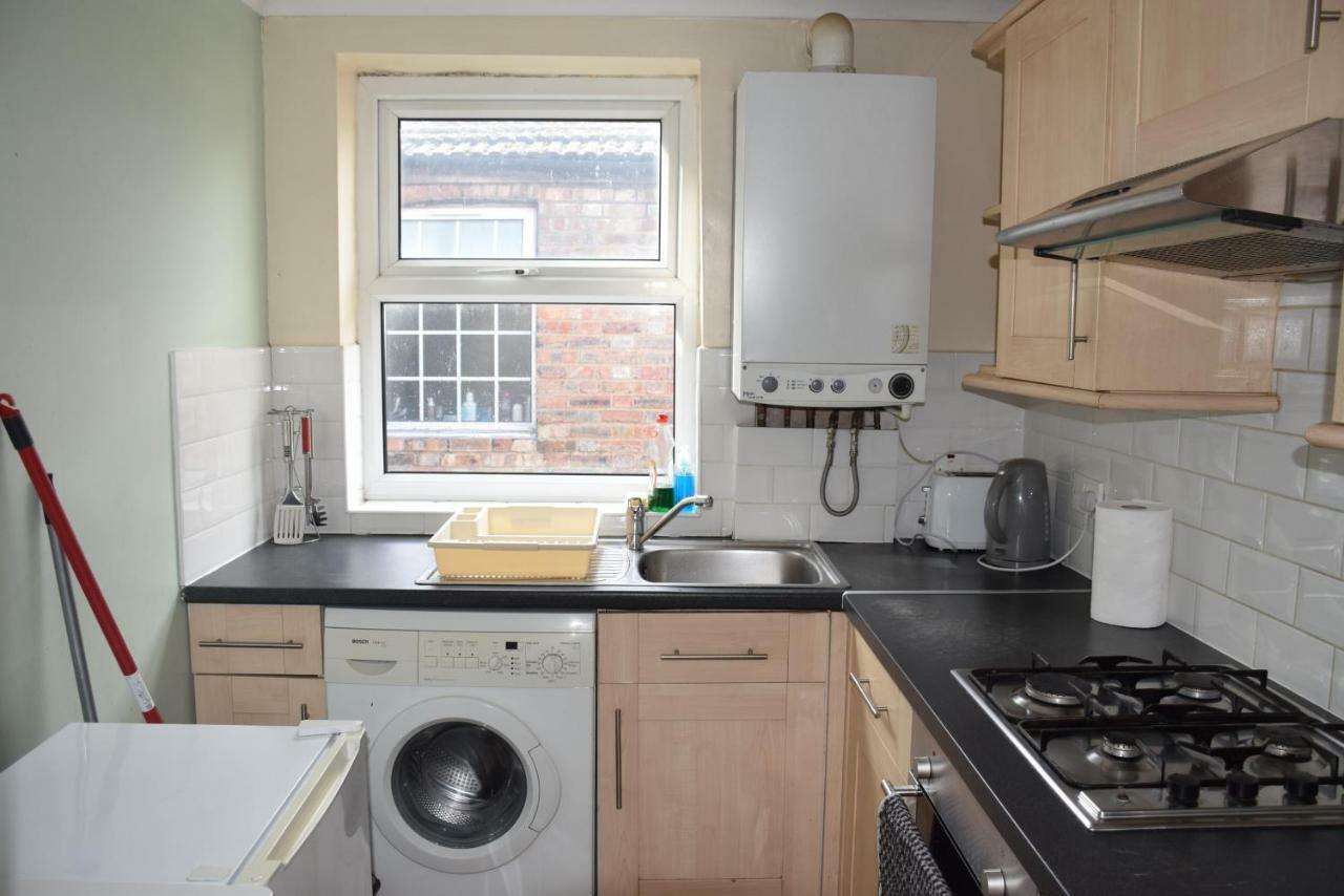 Two Bedroom Flat St Andrews Road Londres Exterior foto